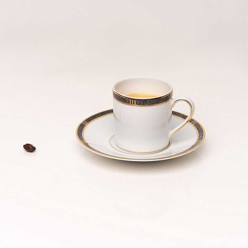 tasse de café avec un grain